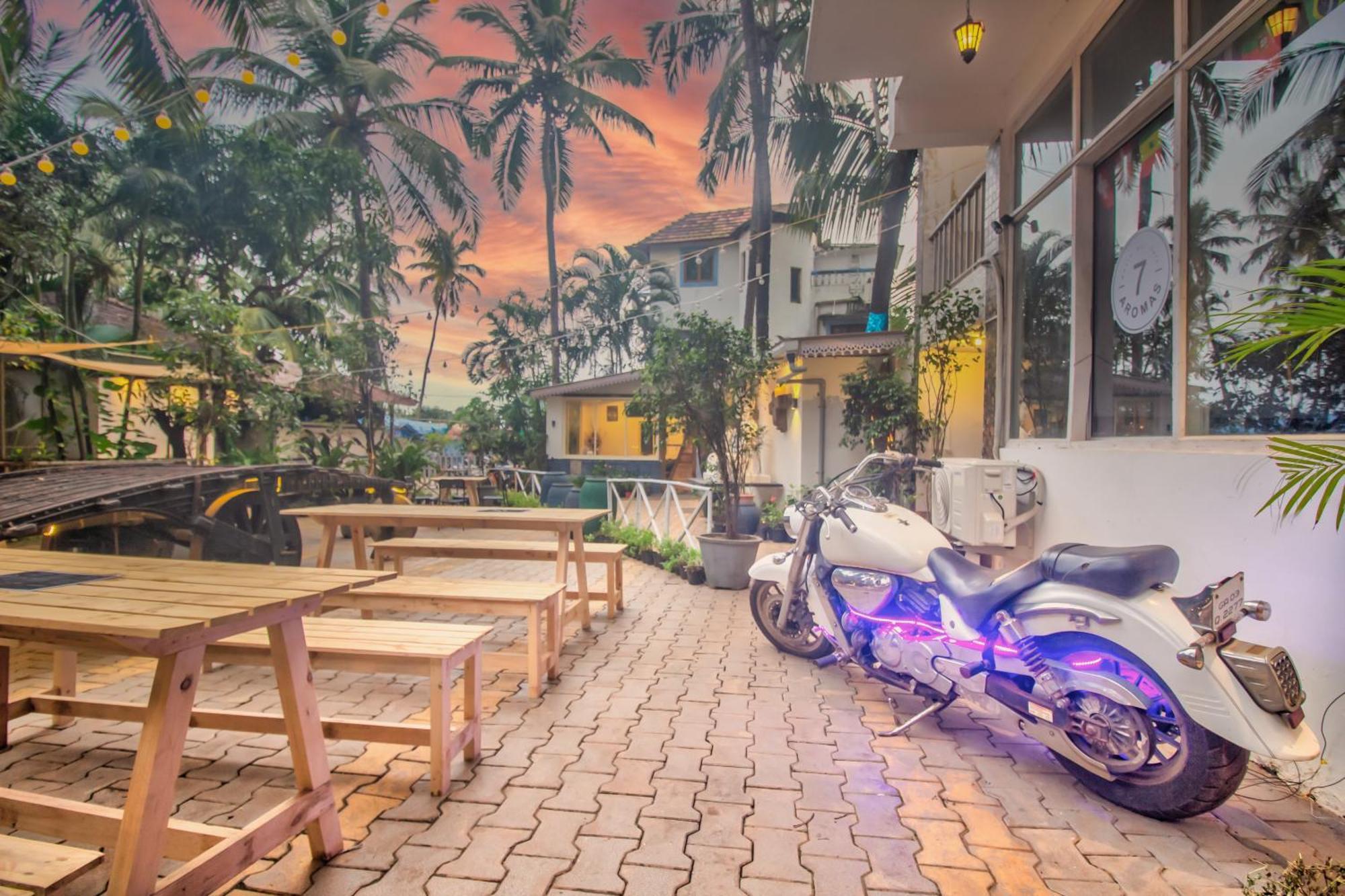 Down Da Goa Village Marmagao Exteriör bild